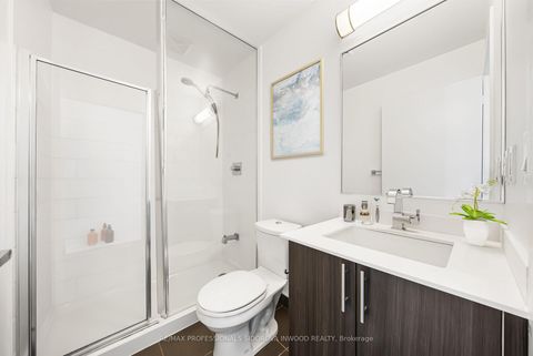 Photo 7 at 703 - 225 Sackville Street, Regent Park, Toronto