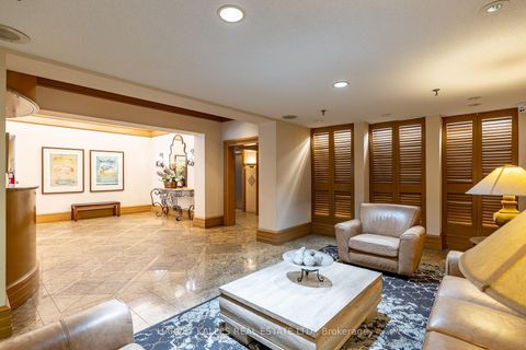 Photo 1 at 205 - 5 Kenneth Avenue, Willowdale East, Toronto