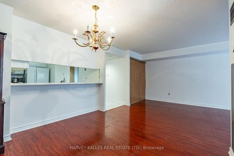 Photo 7 at 205 - 5 Kenneth Avenue, Willowdale East, Toronto