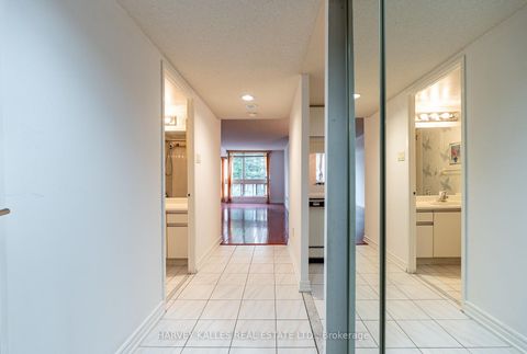 Photo 15 at 205 - 5 Kenneth Avenue, Willowdale East, Toronto
