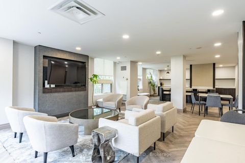 Photo 23 at 205 - 5 Kenneth Avenue, Willowdale East, Toronto