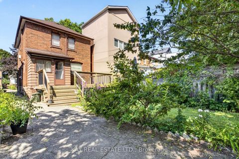 Photo 3 at 59 Cherrywood Avenue, Cedarvale, Toronto