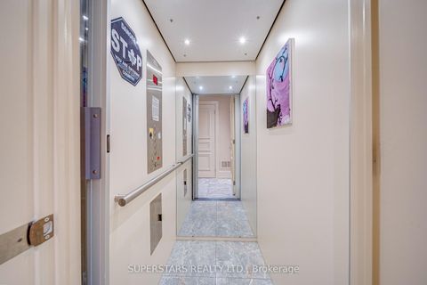 Photo 2 at 16 - 25 Elkhorn Drive, Bayview Village, Toronto