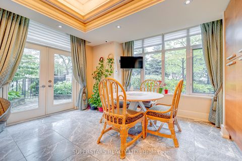 Photo 11 at 16 - 25 Elkhorn Drive, Bayview Village, Toronto