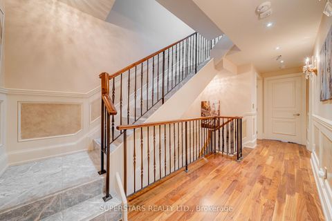 Photo 13 at 16 - 25 Elkhorn Drive, Bayview Village, Toronto