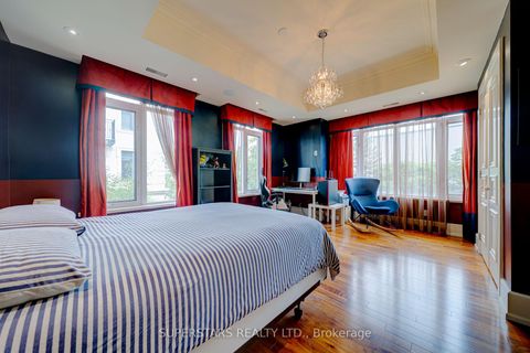 Photo 14 at 16 - 25 Elkhorn Drive, Bayview Village, Toronto