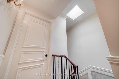 Photo 22 at 16 - 25 Elkhorn Drive, Bayview Village, Toronto