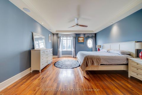 Photo 24 at 16 - 25 Elkhorn Drive, Bayview Village, Toronto