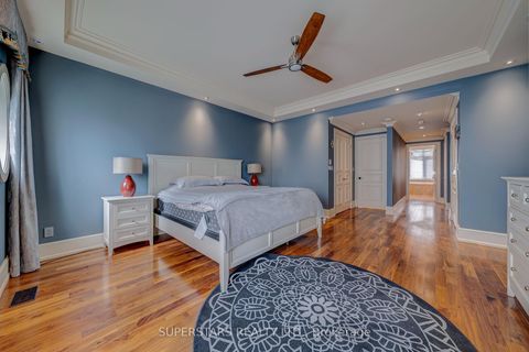 Photo 25 at 16 - 25 Elkhorn Drive, Bayview Village, Toronto