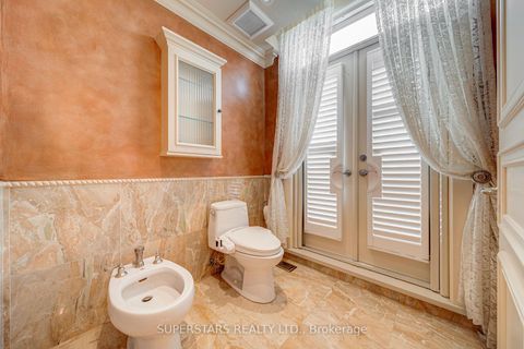 Photo 29 at 16 - 25 Elkhorn Drive, Bayview Village, Toronto