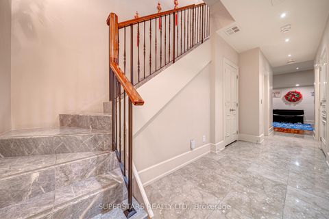 Photo 30 at 16 - 25 Elkhorn Drive, Bayview Village, Toronto