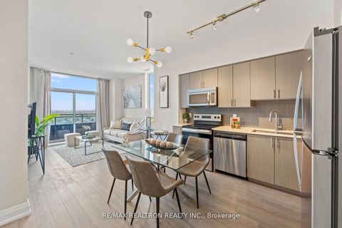 Photo 9 at 1225 - 7900 Bathurst Street, Beverley Glen, Vaughan