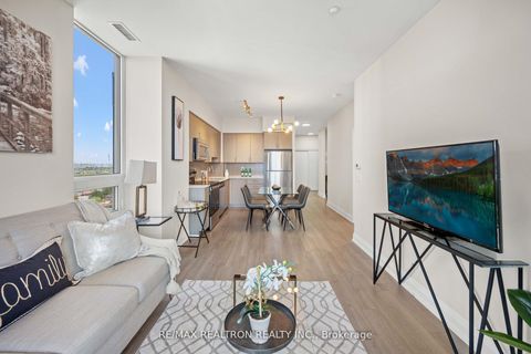 Photo 16 at 1225 - 7900 Bathurst Street, Beverley Glen, Vaughan