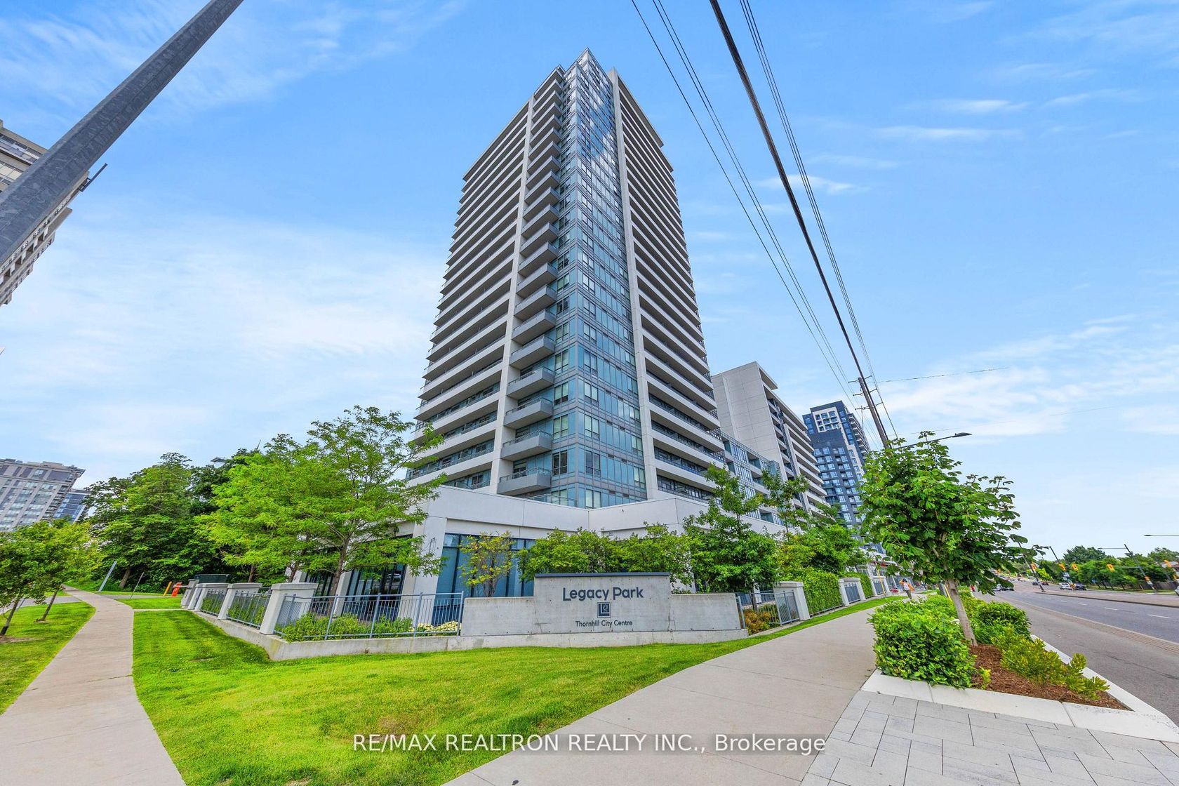 1225 - 7900 Bathurst Street, Beverley Glen, Vaughan photo number 2