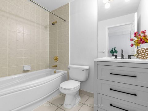 Photo 16 at 803 - 120 Lombard Street, Yonge Corridor, Toronto