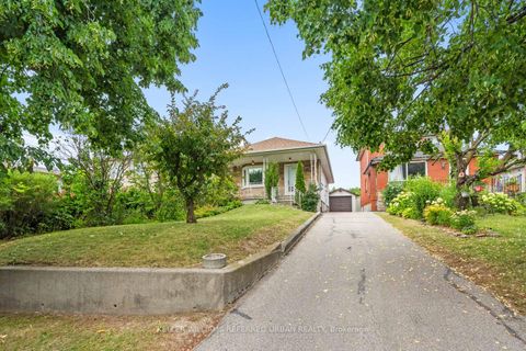 Photo 37 at 114 Gracefield Avenue, Maple Leaf, Toronto