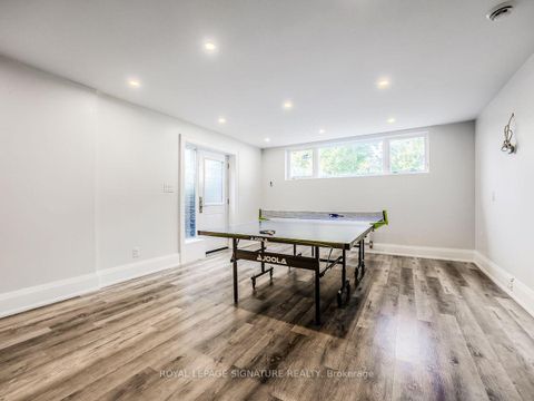 Photo 32 at 30 Broadleaf Road, Don Mills, Toronto