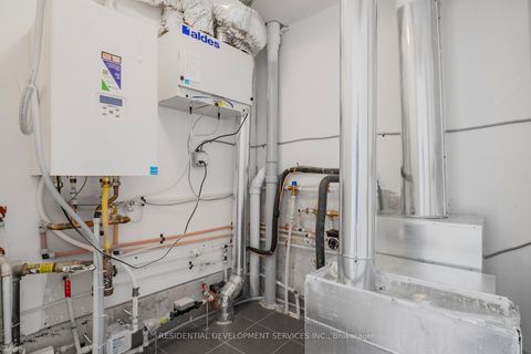 Photo 20 at 156 - 67 Curlew Drive, Donalda, Toronto