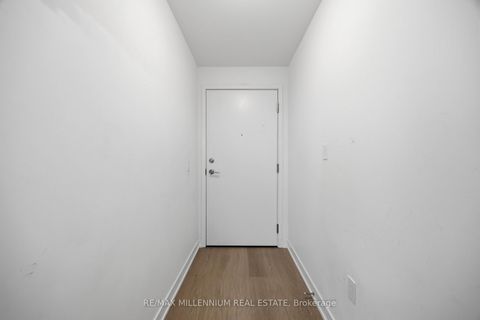 Photo 4 at 217 - 859 The Queensway, Queensway, Toronto