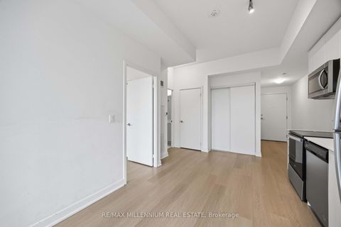 Photo 11 at 217 - 859 The Queensway, Queensway, Toronto