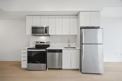 Photo 13 at 217 - 859 The Queensway, Queensway, Toronto