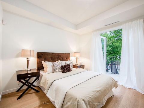 Photo 18 at 137 High Park Avenue, High Park North, Toronto