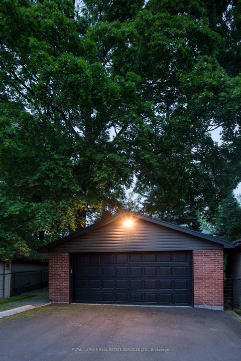 Photo 23 at 137 High Park Avenue, High Park North, Toronto