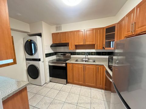 Photo 5 at 705 - 5 San Romano Way, Black Creek, Toronto