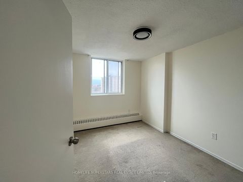Photo 11 at 705 - 5 San Romano Way, Black Creek, Toronto