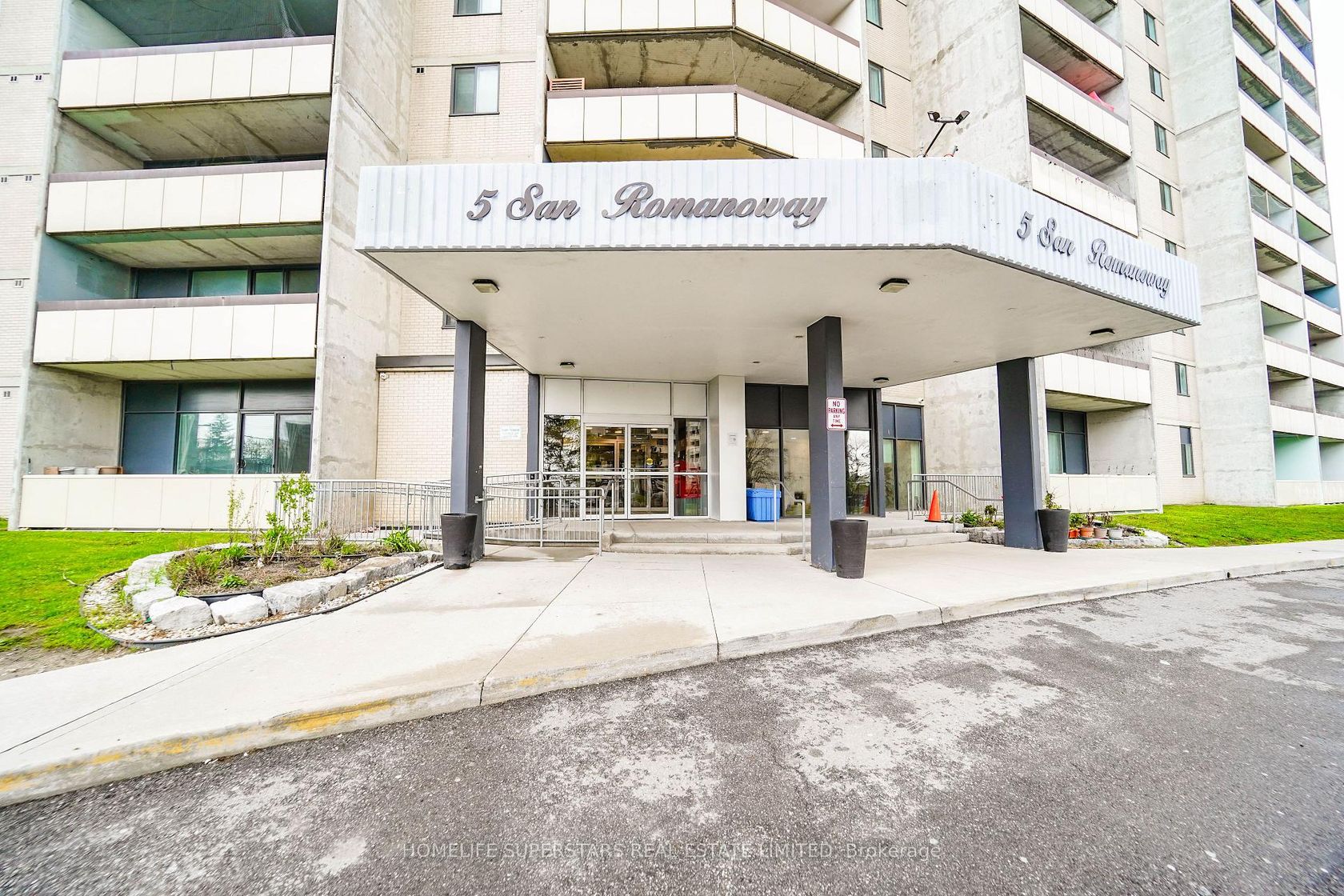 705 - 5 San Romano Way, Black Creek, Toronto photo 9