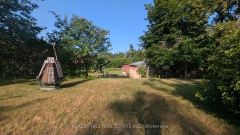 Photo 3 at 144 Miller Drive, Edgehill Drive, Barrie