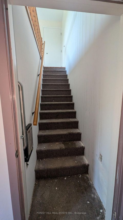 Photo 15 at 144 Miller Drive, Edgehill Drive, Barrie