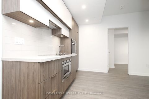 Photo 13 at 2704 - 39 Roehampton Avenue, Mount Pleasant West, Toronto