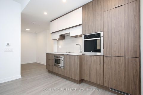 Photo 14 at 2704 - 39 Roehampton Avenue, Mount Pleasant West, Toronto
