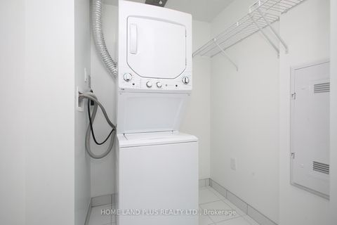 Photo 19 at 2704 - 39 Roehampton Avenue, Mount Pleasant West, Toronto