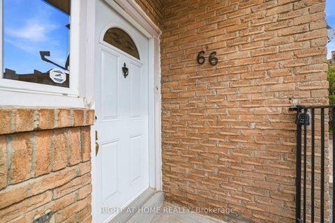 Photo 2 at 66 - 91 Muir Drive, Scarborough Village, Toronto