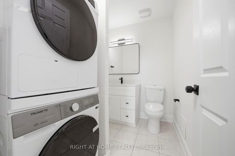 Photo 4 at 66 - 91 Muir Drive, Scarborough Village, Toronto