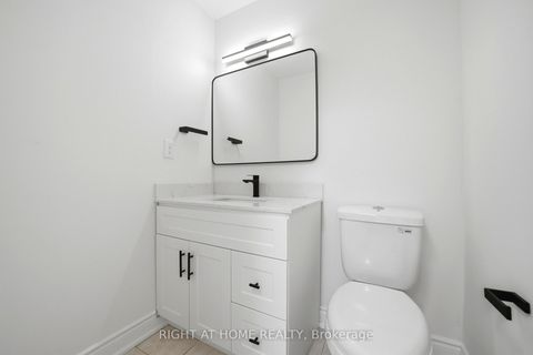 Photo 5 at 66 - 91 Muir Drive, Scarborough Village, Toronto