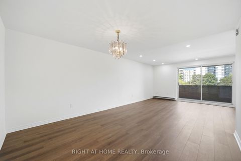 Photo 7 at 66 - 91 Muir Drive, Scarborough Village, Toronto