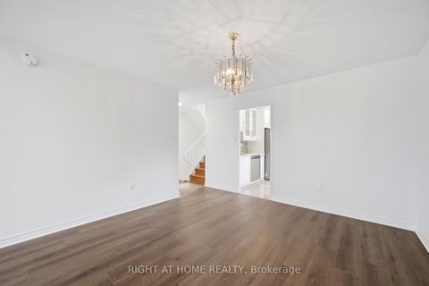 Photo 15 at 66 - 91 Muir Drive, Scarborough Village, Toronto