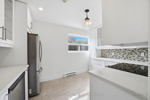 Photo 16 at 66 - 91 Muir Drive, Scarborough Village, Toronto