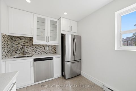 Photo 19 at 66 - 91 Muir Drive, Scarborough Village, Toronto