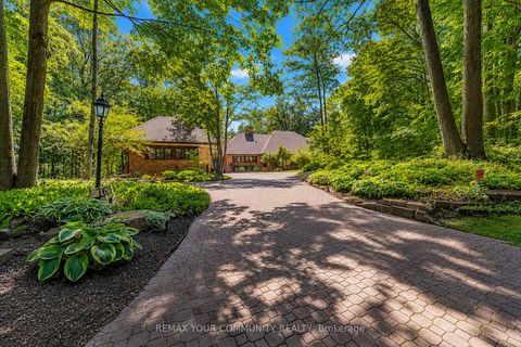 Photo 3 at 76 Trailwood Crescent, Rural Richmond Hill, Richmond Hill
