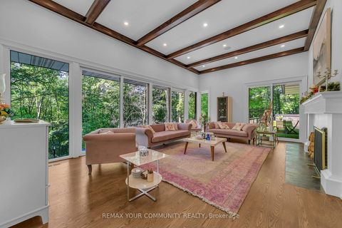 Photo 10 at 76 Trailwood Crescent, Rural Richmond Hill, Richmond Hill