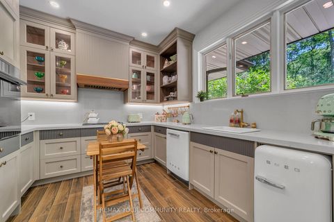 Photo 23 at 76 Trailwood Crescent, Rural Richmond Hill, Richmond Hill