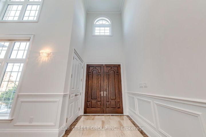 Photo 1 at 39 Foxwarren Drive, Bayview Village, Toronto