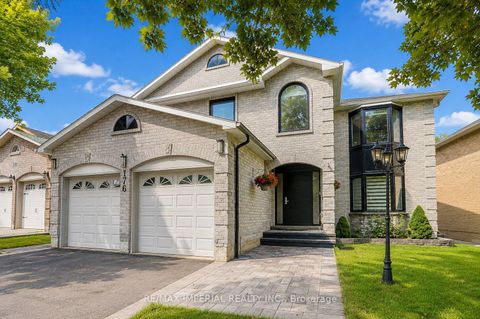 Photo 1 at 176 Timpson Drive, Aurora Highlands, Aurora