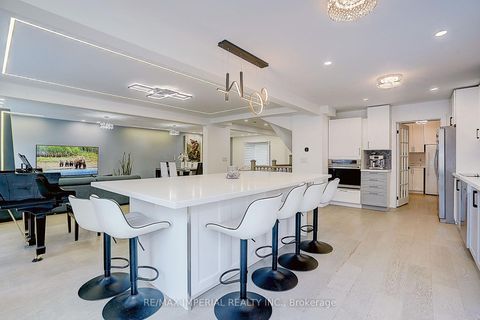 Photo 15 at 176 Timpson Drive, Aurora Highlands, Aurora