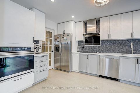 Photo 17 at 176 Timpson Drive, Aurora Highlands, Aurora