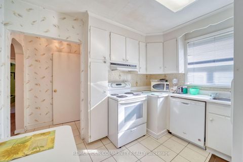 Photo 17 at 48 Alexis Boulevard, Clanton Park, Toronto